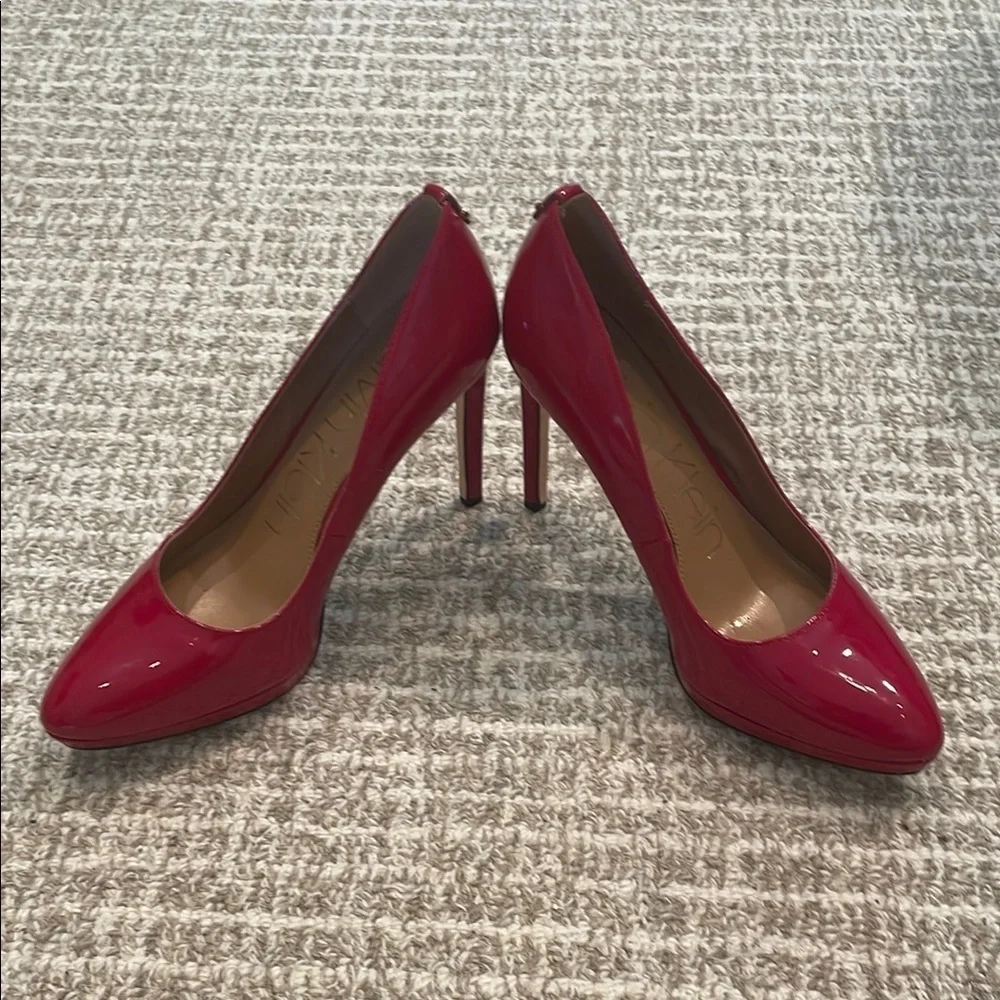 Calvin Klein Women's Cherry Patent 4.5”Heels Sz 9.5